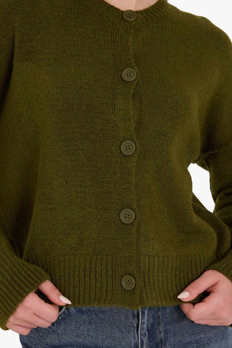 ديفاكتو كارديجان قصة عادية برقبة مستديرة - Image 4